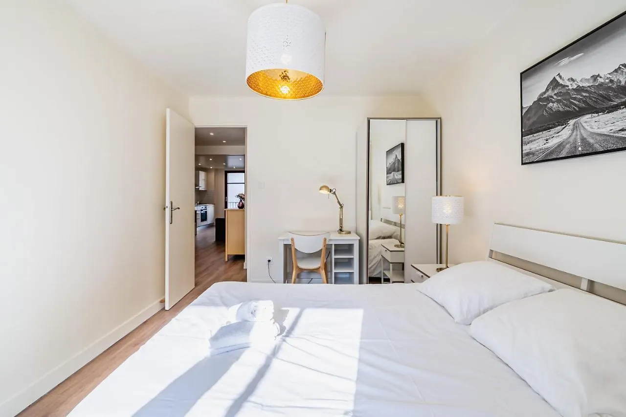 Gare St Charles- Superbe Appartement Avec 3 Chambres Marseille 0*,  France
